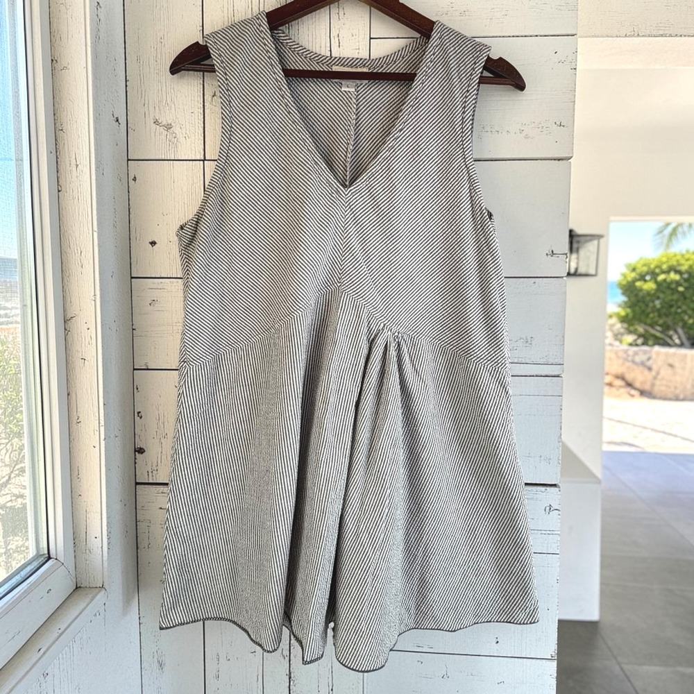 100% Cotton Seersucker Top Neesh by D.A.R. L Mori Kei Blue White Pleated A-Line